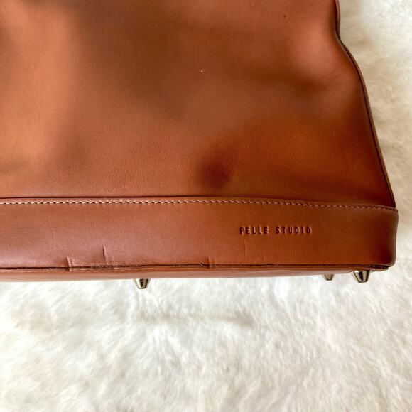 Pelle Studio Tan Leather Shoulder Bag - Picture 3 of 8